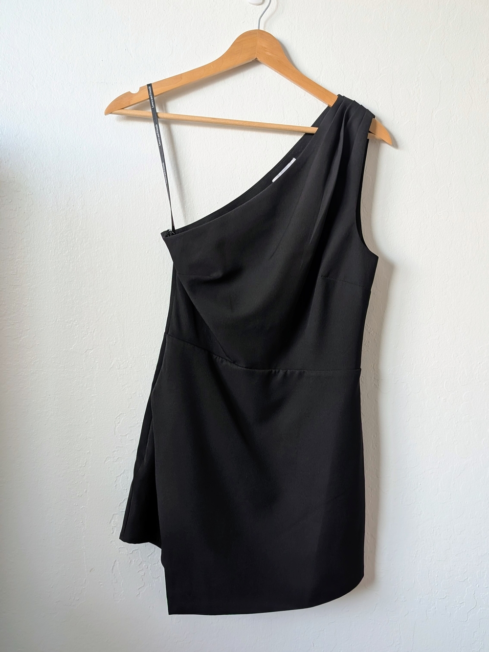 Lovers + Friends Black One-Shoulder Romper Size 2 - Classic!